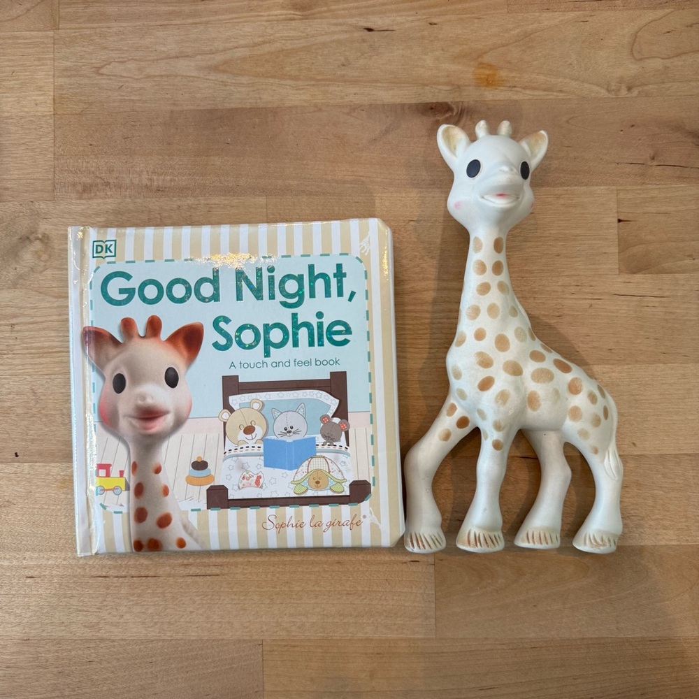 Sophie la girafe toy and book